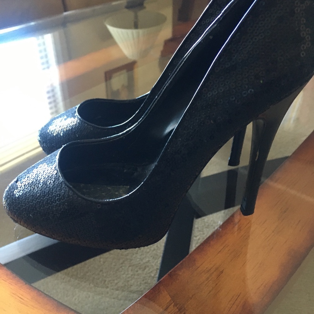 Aldo black sequin stilettos 39